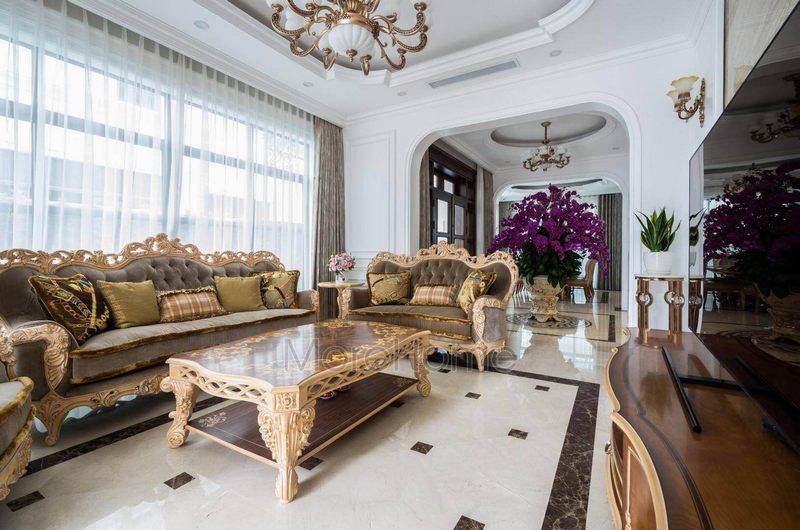 Bàn trà tân cổ điển mặt đá được thực hiện bởi cách sắp đặt hoa văn có tính toán cao từ nhà sản xuất Morehome